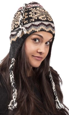 Vlněná čepice se střapci / černá VI.