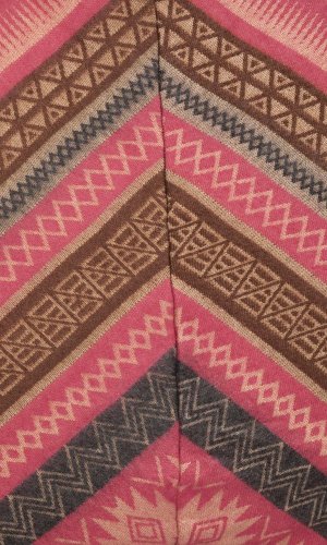 Ponczo z wzorami PANKAJ różowo-brązowy I.