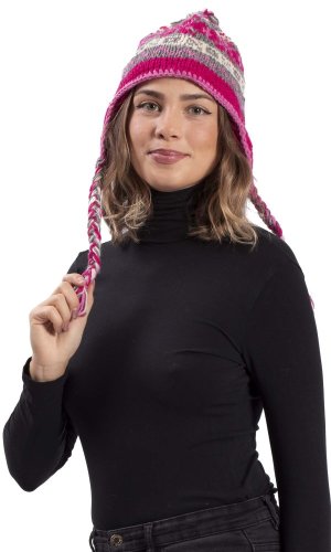 Wełniana czapka z frędzlami / różowa