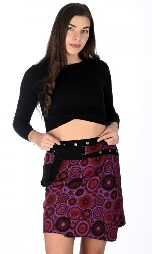 Krátka sukňa s cvočkami fialová