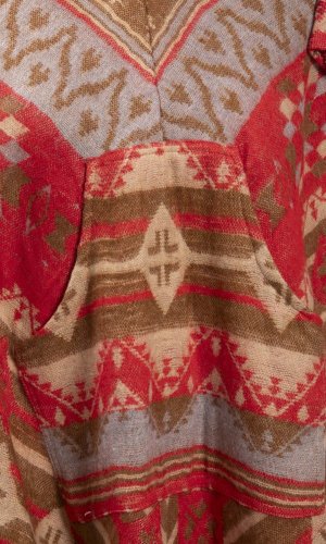 Pončo se vzory PANKAJ červeno-béžová I.