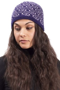 Vlněná čepice se vzorem SPIRAL fialová