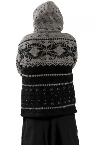Vlnený sveter s nórskym vzorom čierný a šedý