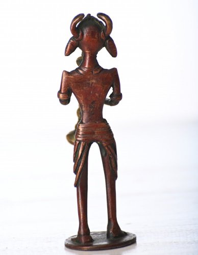 Kovová socha/Tribal