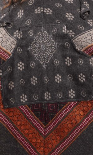 Pončo se vzory PANKAJ šedo-červená I.