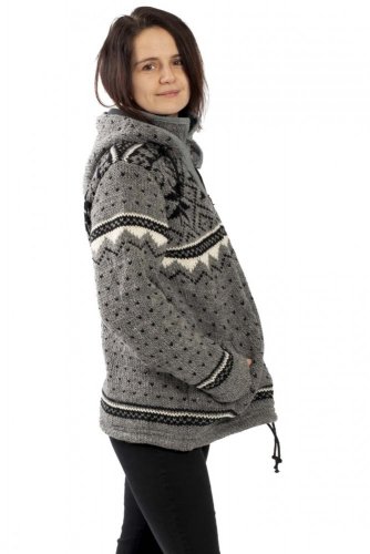 Vlnený sveter s nórskym vzorom svetlo šedý