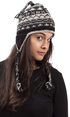 Vlněná čepice se střapci / šedá II.