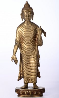 Kovová socha/stojící Buddha