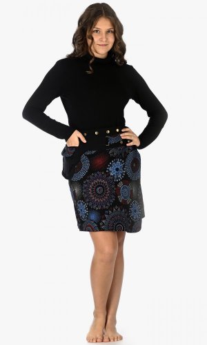 Krátka sukňa s cvočkami čierno-modrá