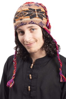 Vlněná čepice se střapci / hnědo-červená