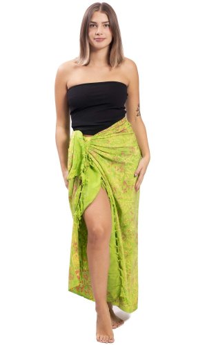 Sarong BALI BATIK jasnozielony II.