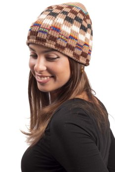 Vlnená čiapka so vzorom NOMAD hnedá I.