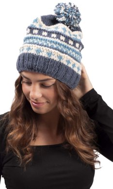 Vlnená čiapka s brmbolcom / modrá III.